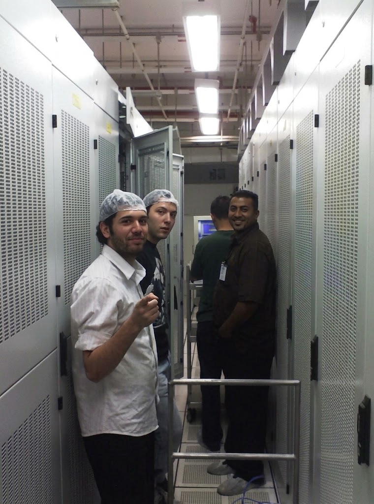 Gabriel Campaner no datacenter onde trabalhou, entre 2005 e 2007